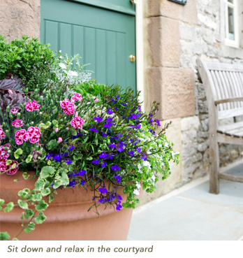 Sit down and relax in the courtyard