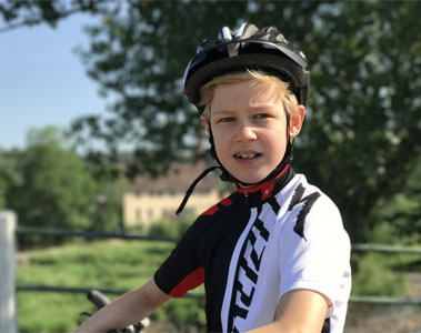 boy-cycling